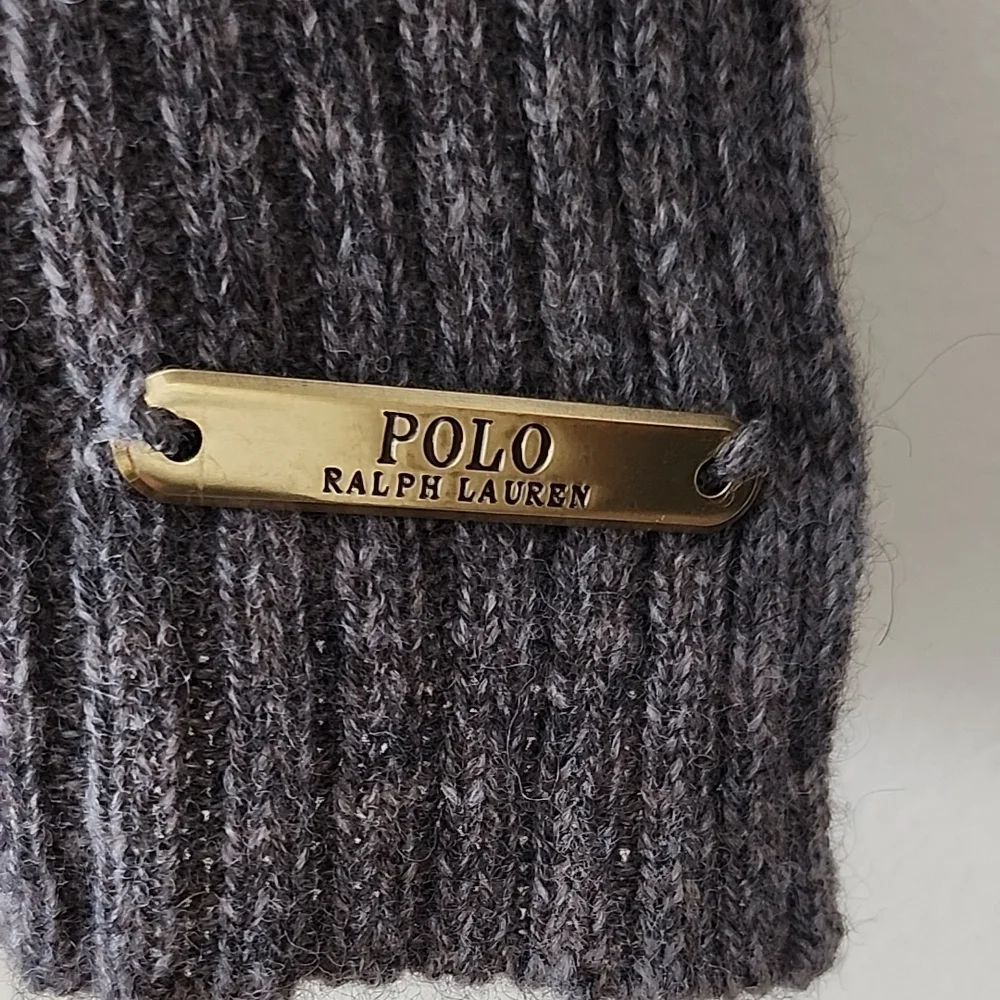 Polo Ralph Lauren Merino Wool Blend Charcoal Knit Accessory